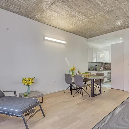 City Flow - Happy Apartman *